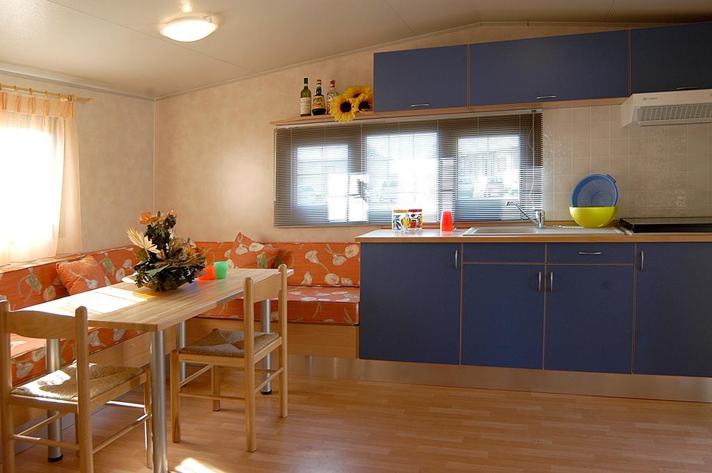 Acquaviva Village Camping Portoferraio Bilik gambar